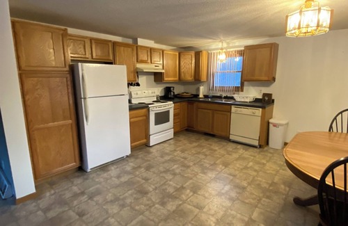 Manistique House | Charming 2-bedroom house in beautiful Manistique with AC 1/2 from Michigan lake