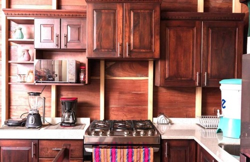 Santa Ana House | Charming 2-bedroom house with AC, WiFi and Pool in peaceful Place Santa Ana