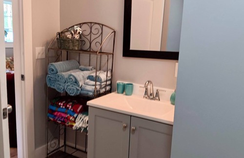 Homosassa House | Charming 2-bedroom house in peaceful Homosassa with AC