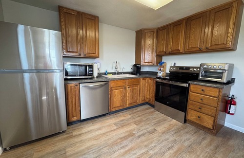 Iowa City House | Charming 2-bedroom house Just minutes from Town Pets Welcome