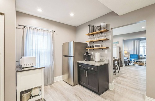 Lake City House | Charming 2-bedroom house with AC, WiFi in beautiful Lake City