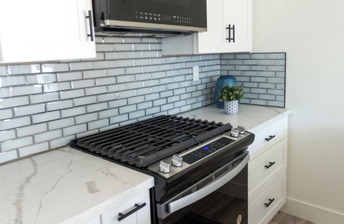 El Cerrito House | Charming 2-bedroom house with WiFi and AC in delightful San Diego