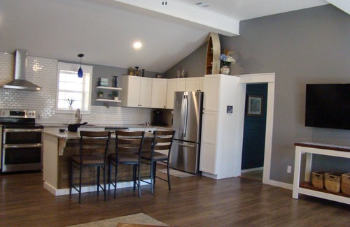 Tallassee House | Charming 2 bedroom home in Tallassee, Alabama near Lake Martin
