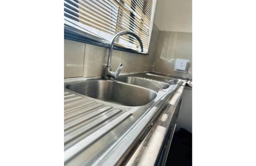 Flamingo Vlei House | Charming 2-bedroom house in lovely Cape Town with AC
