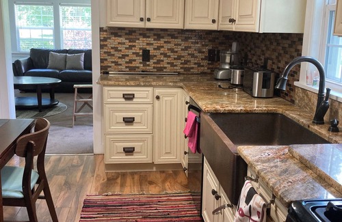 Boardman House | Charming 2-bedroom house with AC, WiFi in quaint Canfield with EV plug in.