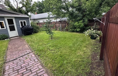 Crawford House | Charming 2-bedroom house with AC, Wi-Fi in serene Crawford, NE.