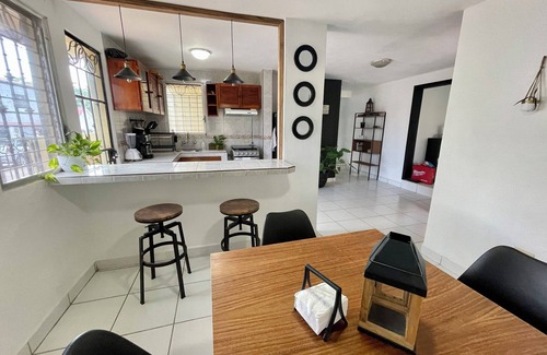 Colonia Andres House | Charming 2-bedroom house with WiFi, AC in lovely Cozumel