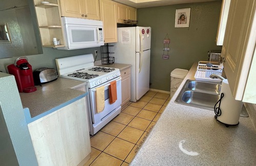 La Mesa House | Charming 2-bedroom house with WiFi and AC in tranquil La Mesa