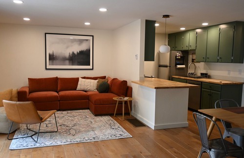 Langley House | Charming 2-bedroom house in downtown Langley.