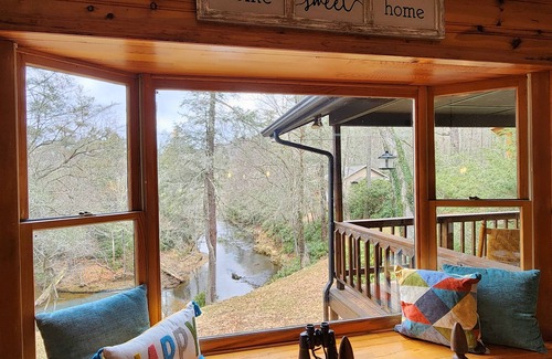 Newland House | Charming 2-bedroom house on the river with resort amenities, plus golf course!