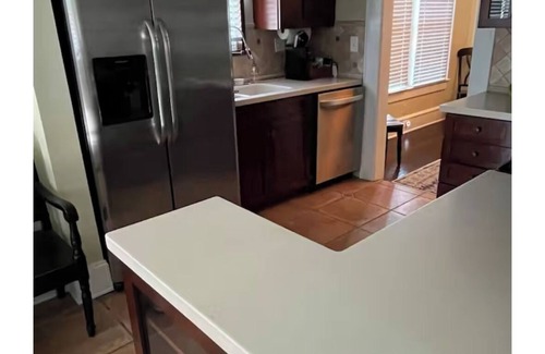 College Park House | Charming 2-bedroom house with WiFi, AC in vibrant College Park, Orlando