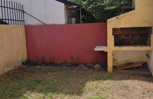 Colon House | Charming 2-bedroom house in Colón, close to the beach and downtown.