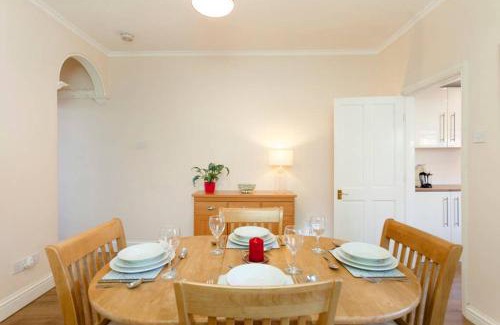 Ibstock Apartment | Charming 2-Bedroom House Ibstock, Leicester