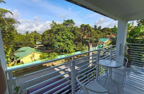 Indang House | Charming 2 bedroom house near Resorts