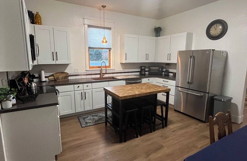 Butte House | Charming 2-bedroom House in Uptown Butte