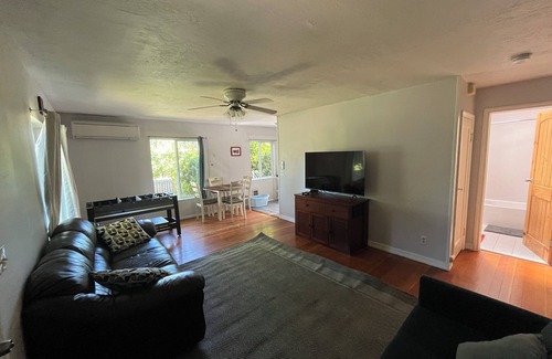 Southeast Eugene House | Charming 2-bedroom house with WiFi, AC in awesome Eugene