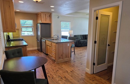 Loomis House | Charming 2-bedroom house with AC, WiFi in lovely Loomis