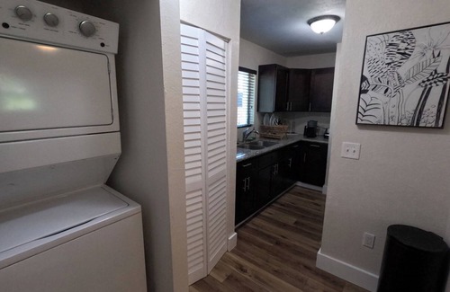 Buena Vista House | Charming 2-bedroom house near Design District in Miami with WiFi and AC