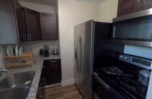 Buena Vista House | Charming 2-bedroom house near Design District in Miami with WiFi and AC