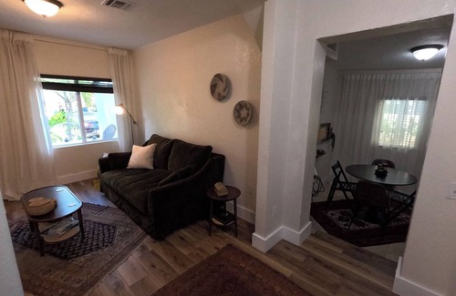 Buena Vista House | Charming 2-bedroom house near Design District in Miami with WiFi and AC
