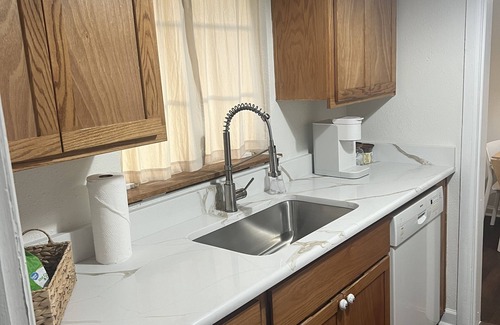 Virginia Park House | Charming 2-bedroom house in wonderful South Tampa with WiFi, AC
