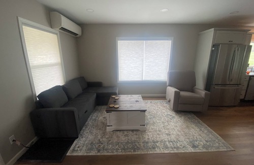 Yakima House | Charming 2-bedroom house with WiFi, AC in peaceful East Selah