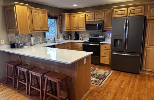 Mora House | Charming 2-bedroom house with WiFi, AC on Knife Lake in Mora Minnesota.
