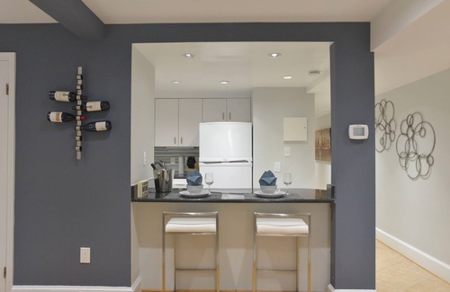 Dupont Circle House | Charming 2-bedroom in heart of Dupont Circle