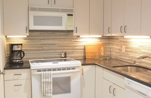 Dupont Circle House | Charming 2-bedroom in heart of Dupont Circle