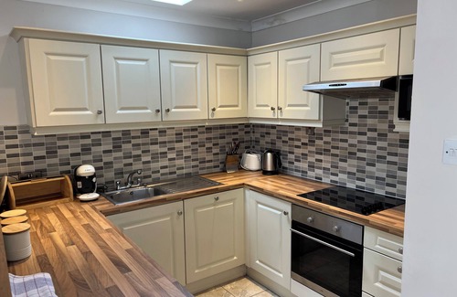 Ballyvaughan Cottage | Charming 2-bedroom cottage in Ballyvaughan Village Centre with WiFi