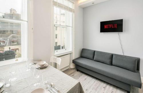 Courtfield Apartment | Charming 2 bedroom, Kensington, Chelsea, Harrods