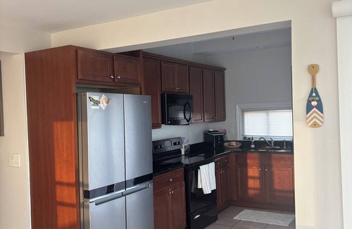 Fair Haven Cottage | Charming 2-bedroom lakefront cottage in Ira, along Anchor Bay with AC
