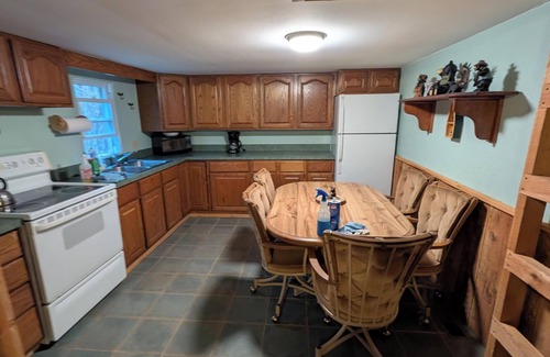 Conewango Valley House | Charming 2-bedroom lodge style house in Frewsburg with extra sleeping loft