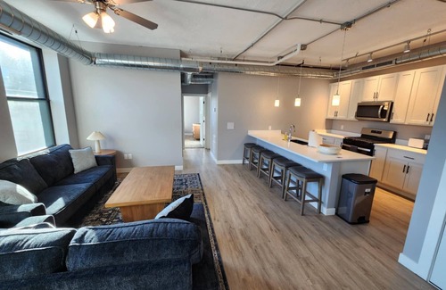 Moline Apartment | Charming 2-bedroom loft apartment in wonderful downtown Moline with AC, WiFi