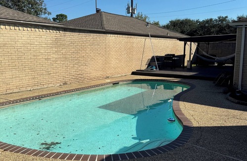 Barker House | Charming 2-bedroom, private, pool house in fantastic Houston