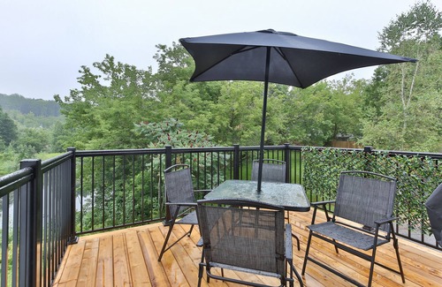 Knowlton Apartment | Charming 2 bedroom rental unit in Knowlton village