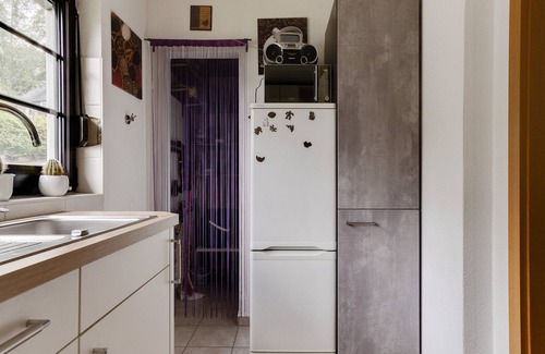 Elpe House | Charming 2-Bedroom Retreat