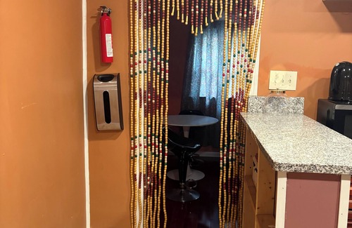 Wilmington House | Charming 2-bedroom townhome in Wilmington with WiFi, close to riverfront.
