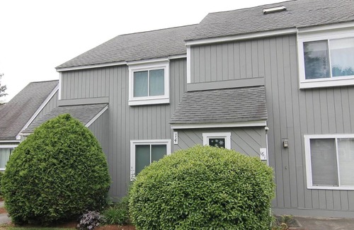 North Woodstock House | Charming 2-bedroom townhome North Woodstock. Walk to town, 5mins from Loon.