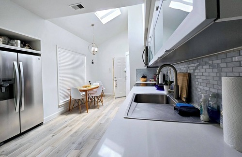 Memorial House | Charming 2-bedroom townhome in energy corridor, FULL of light