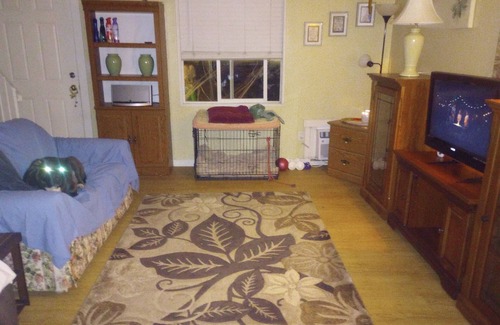 Nevada - Lidgerwood House | Charming 2-bedroom townhome with WiFi, AC , and pool on North Spokane.