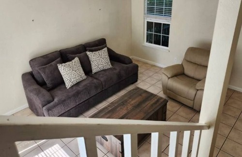 Rohnert Park House | Charming 2-bedroom townhome in delightful Cotati with fitness room, WiFi