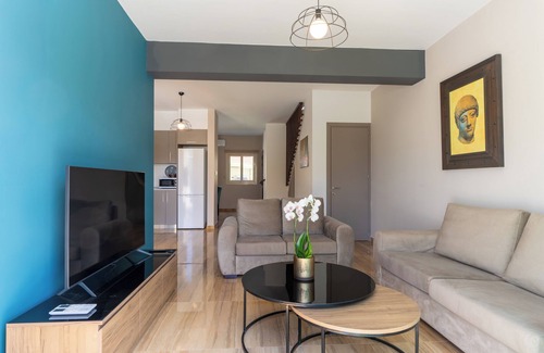 Erimi House | Charming 2-bedroom townhome with AC, WiFi and swimming pool, in fabulous Erimi