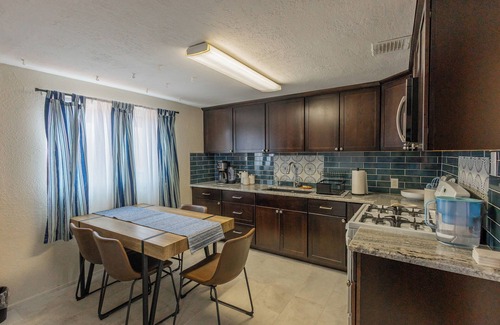 Northeast Heights House | Charming 2-bedroom casita with WiFi, AC in fabulous Albuquerque, New Mexico