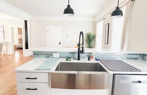 Cape Charles House | Charming 2-bedroom home - 2 blocks from the beach!