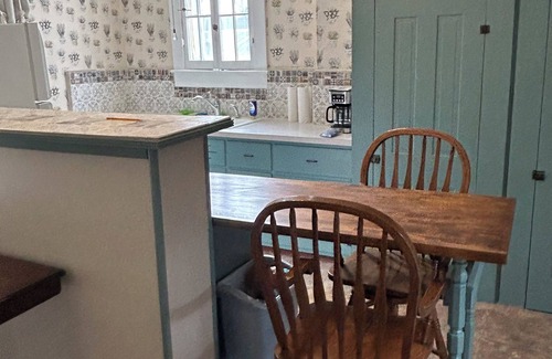 Charlestown House | Charming 2-bedroom house in amazing Charlestown, 15 minutes from Louisville Ky