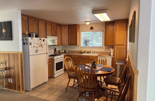 Cold Springs Cabin | Charming 2-bedroom cabin in Cold Springs
