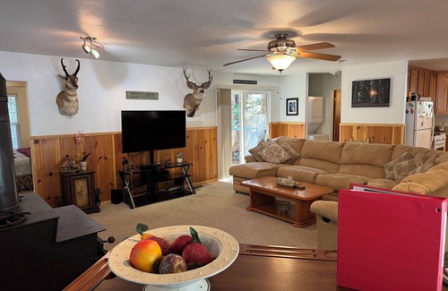Cold Springs Cabin | Charming 2-bedroom cabin in Cold Springs
