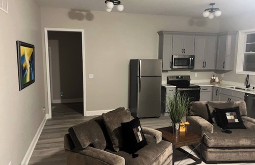 Gainesville House | Charming 2-bedroom downstairs apartment with AC, WiFi in delightful Dawsonville