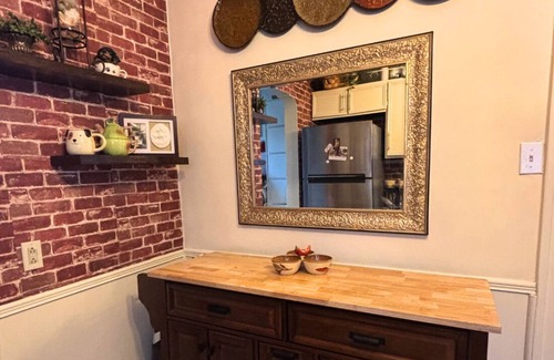 Grand Rapids House | Charming 2-bedroom house located near Downtown with AC, WiFi